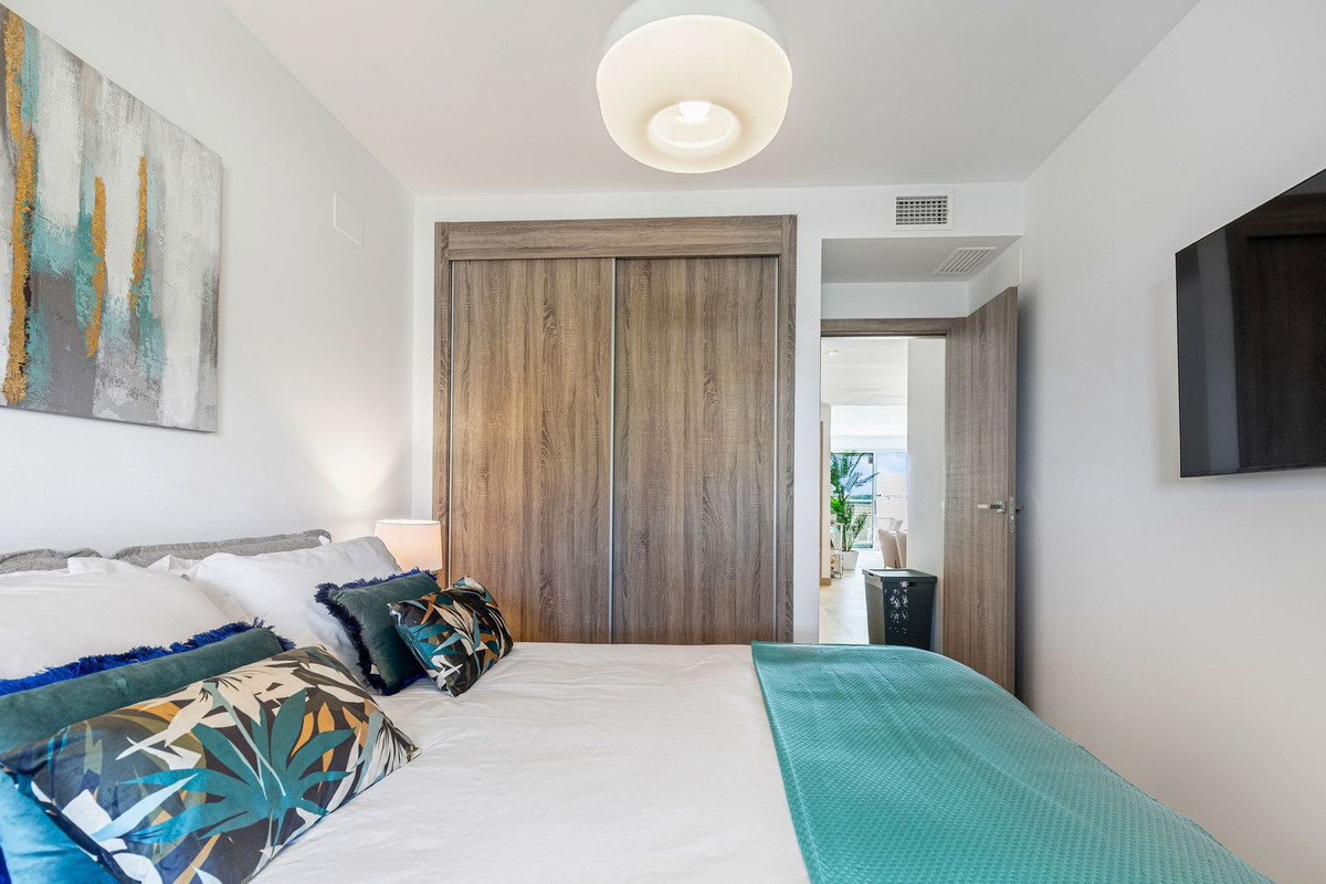 Penthouse te koop in Estepona | 2 slaapkamers H5183275