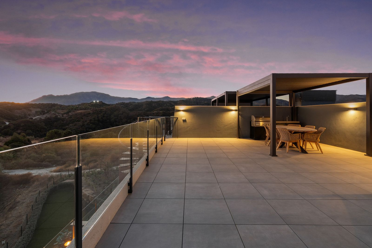 Property main view 32