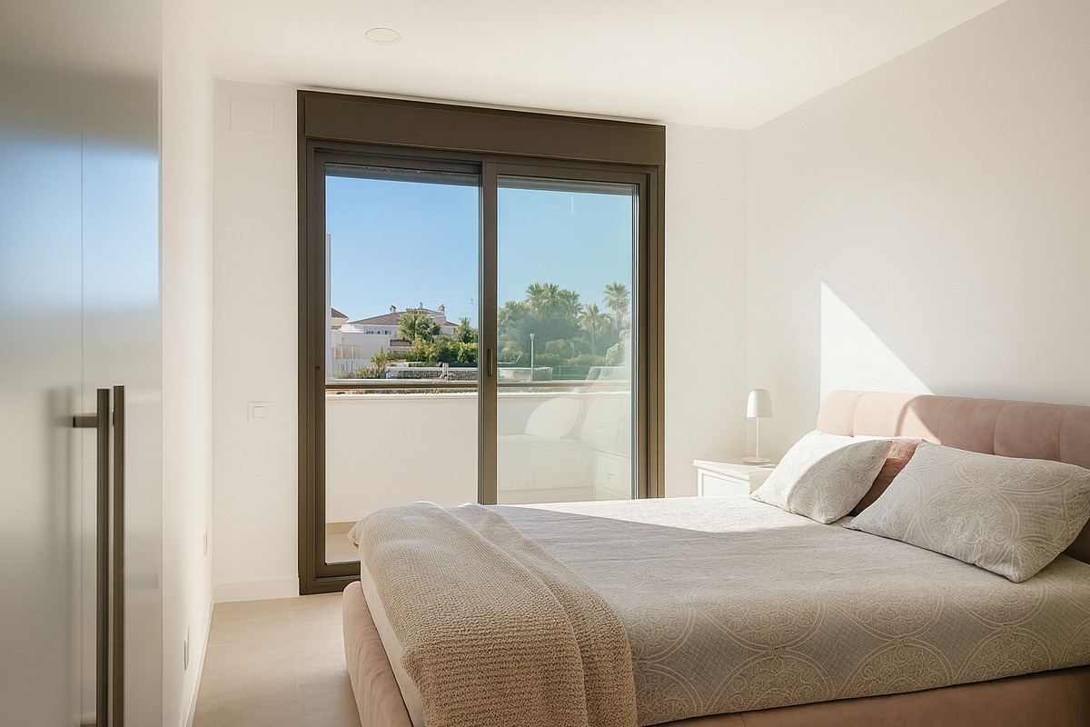 Appartement te koop in Estepona | 3 slaapkamers H5201986