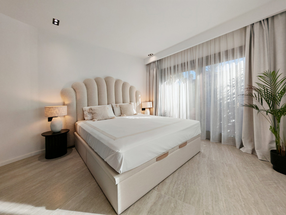 Appartement te koop in Estepona | 3 slaapkamers H5209327