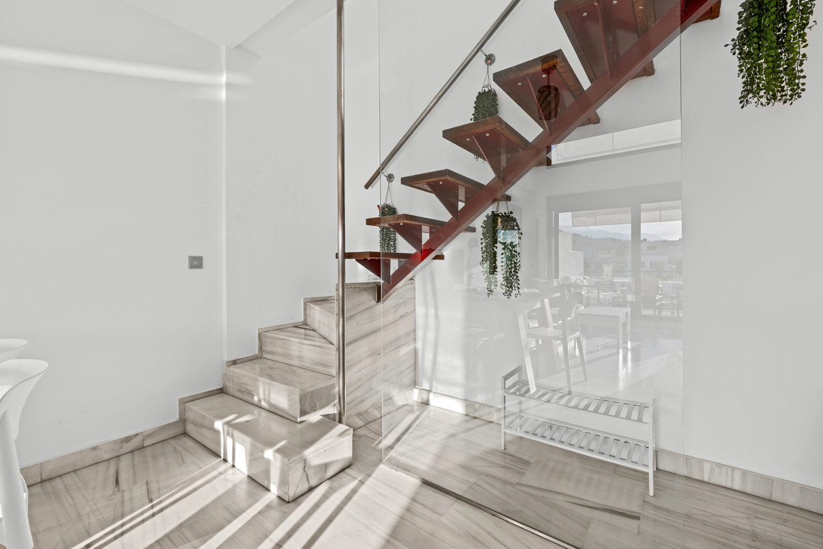 Appartement te koop in Estepona | 2 slaapkamers H5213683