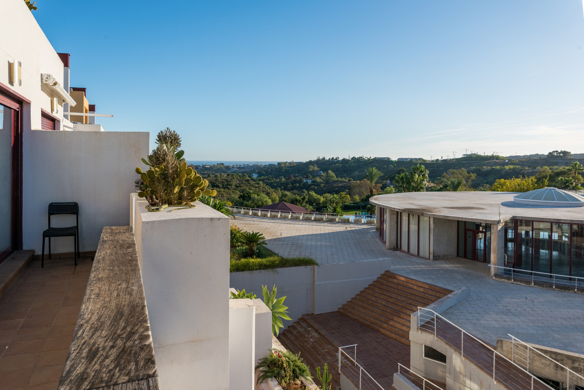 Appartement te koop in Estepona | 2 slaapkamers H5213683