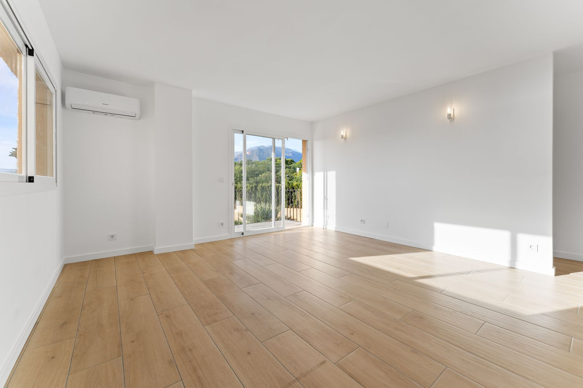 Appartement te koop in Estepona | 2 slaapkamers H5215636