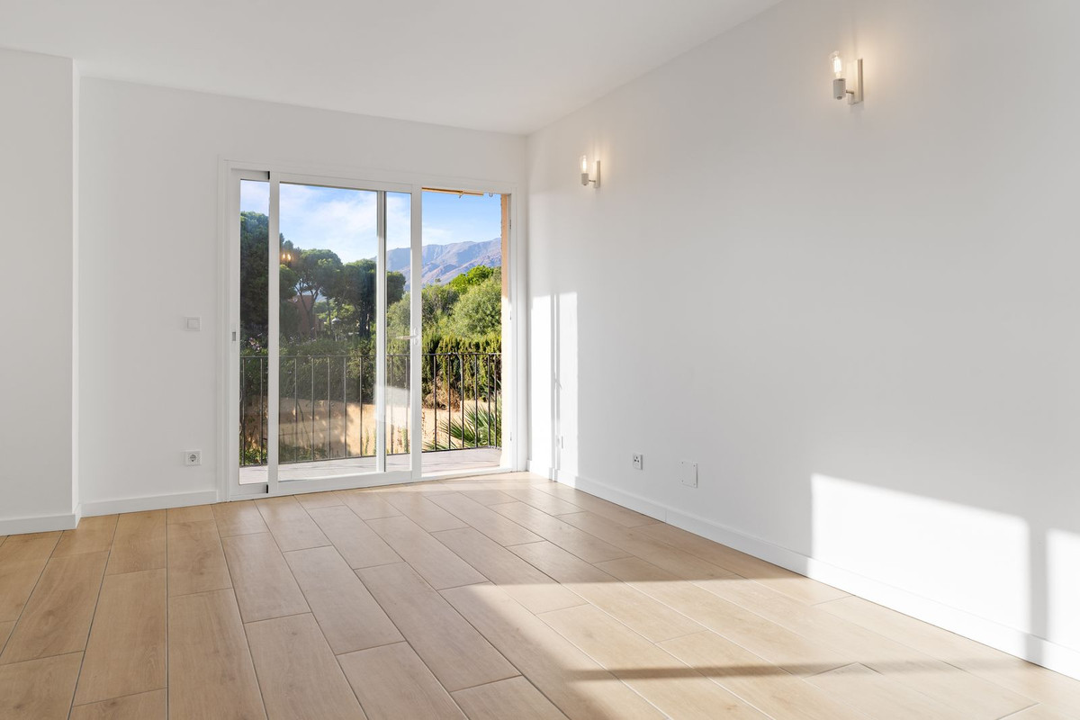 Appartement te koop in Estepona | 2 slaapkamers H5215636