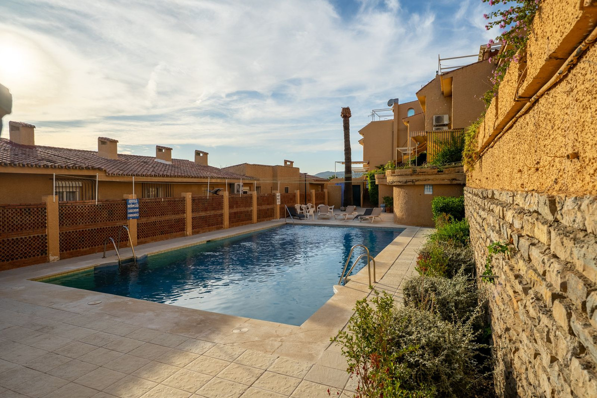 Appartement te koop in Estepona | 2 slaapkamers H5215636
