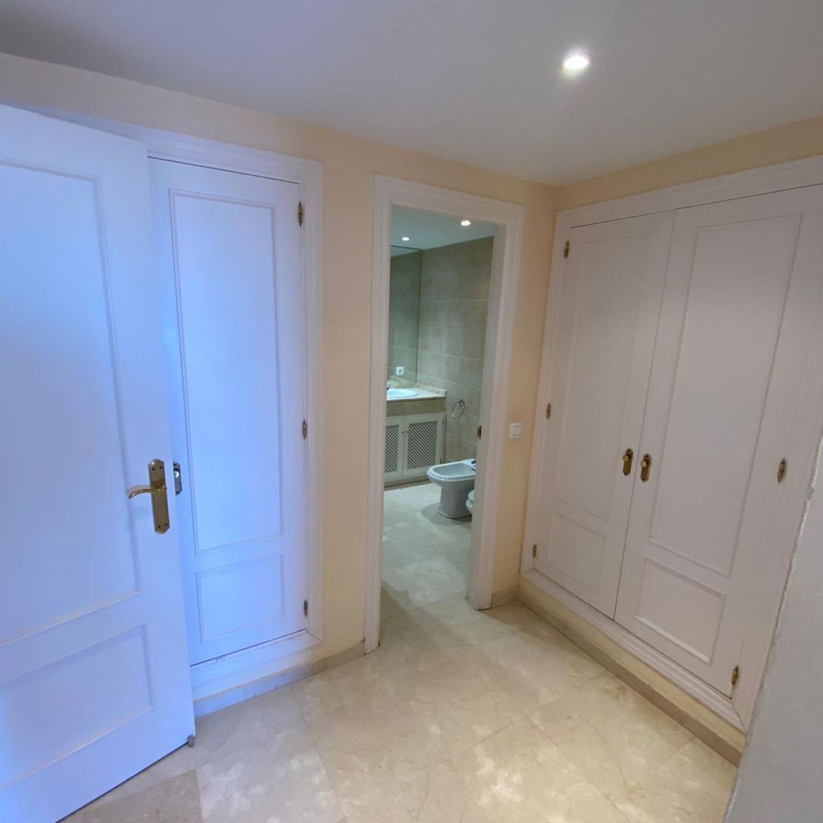 Property main view 30