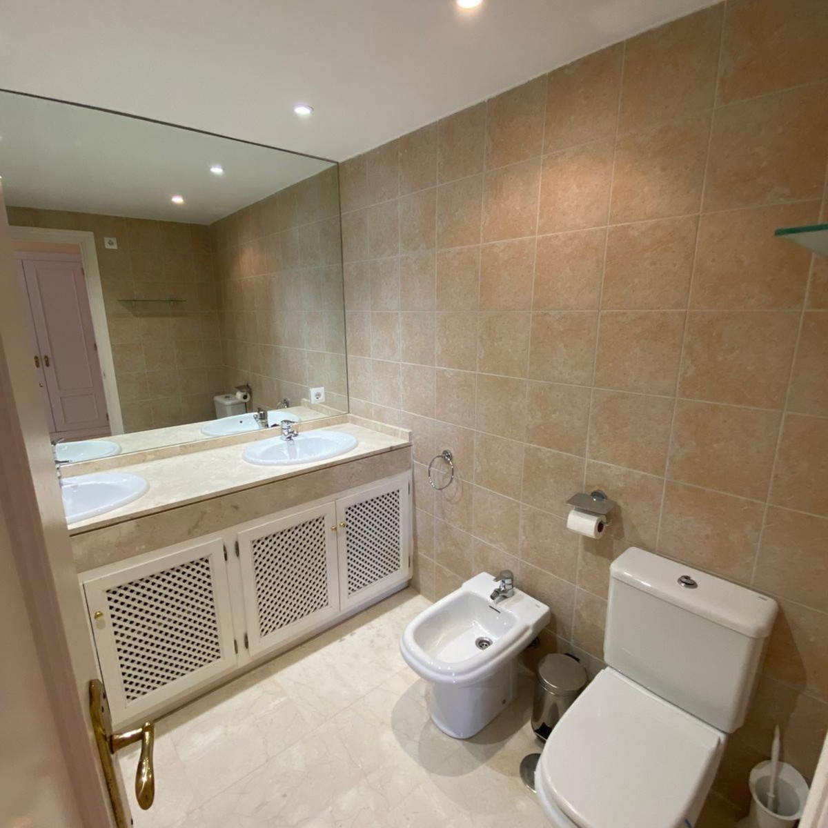 Property main view 36