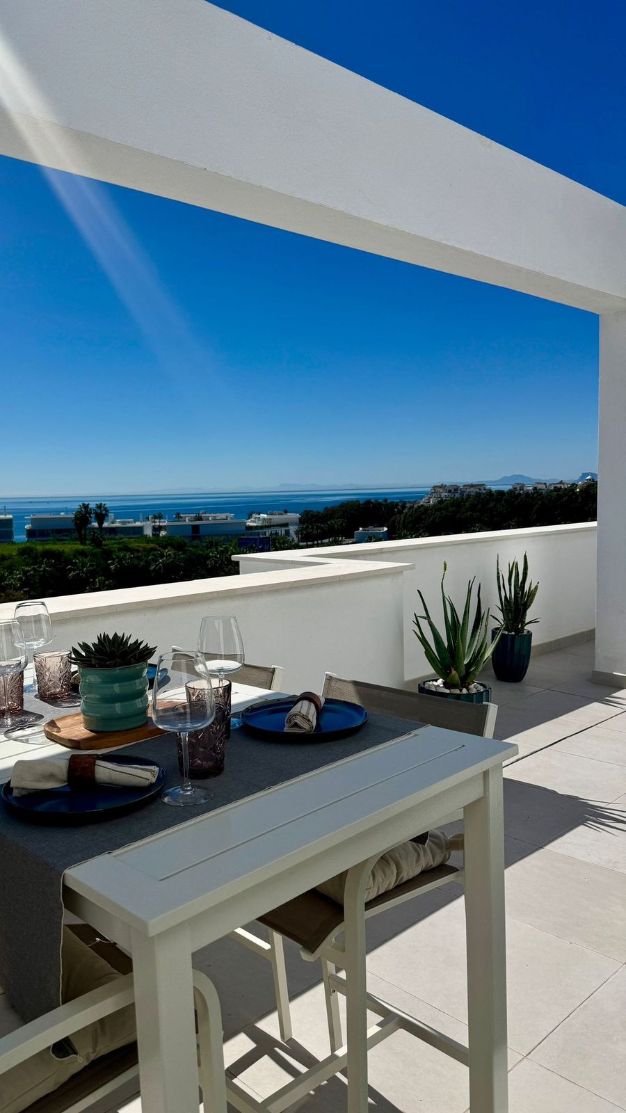 Penthouse te koop in Estepona | 2 slaapkamers H5219308