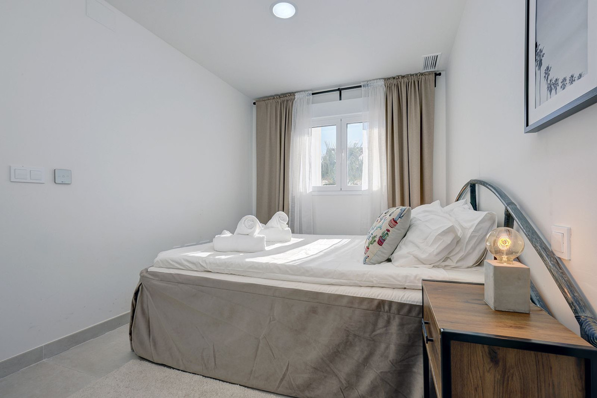 Appartement te koop in Estepona | 3 slaapkamers H5226841