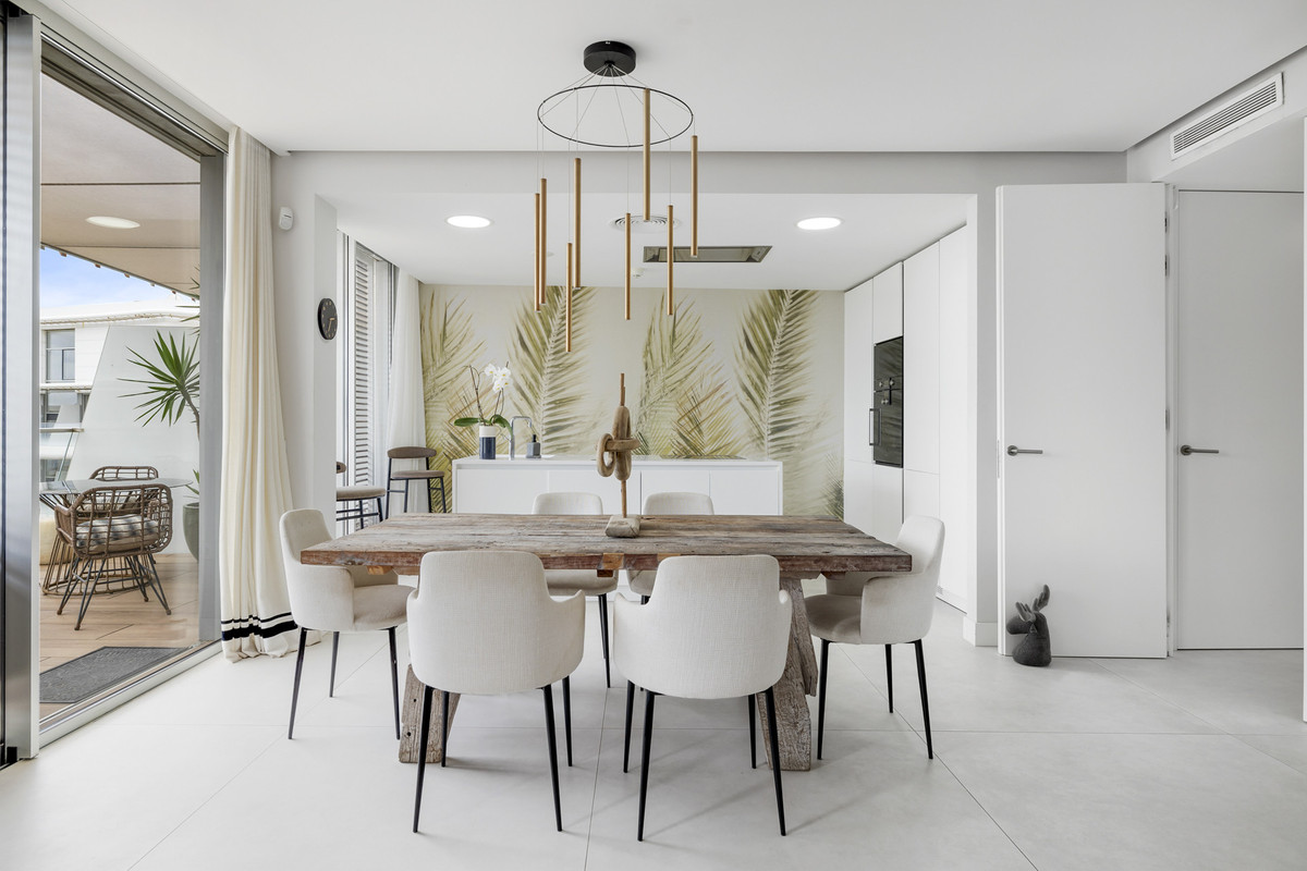 Appartement te koop in Estepona | 3 slaapkamers H5227999