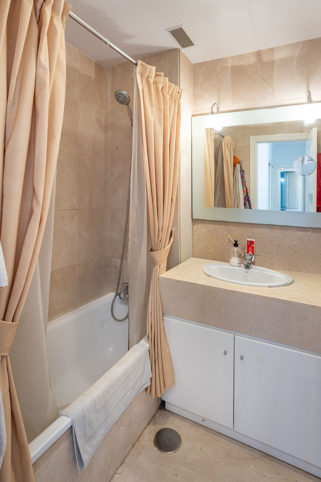 Property main view 18