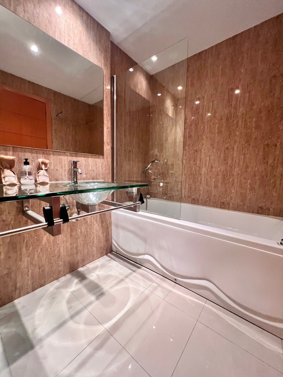 Property main view 16