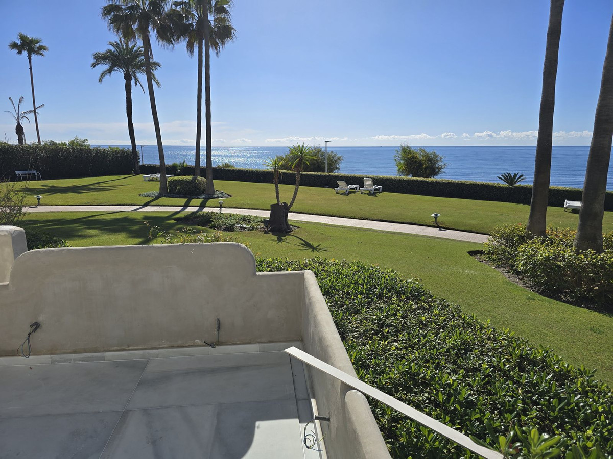 Appartement te koop in Estepona | 3 slaapkamers H5237518