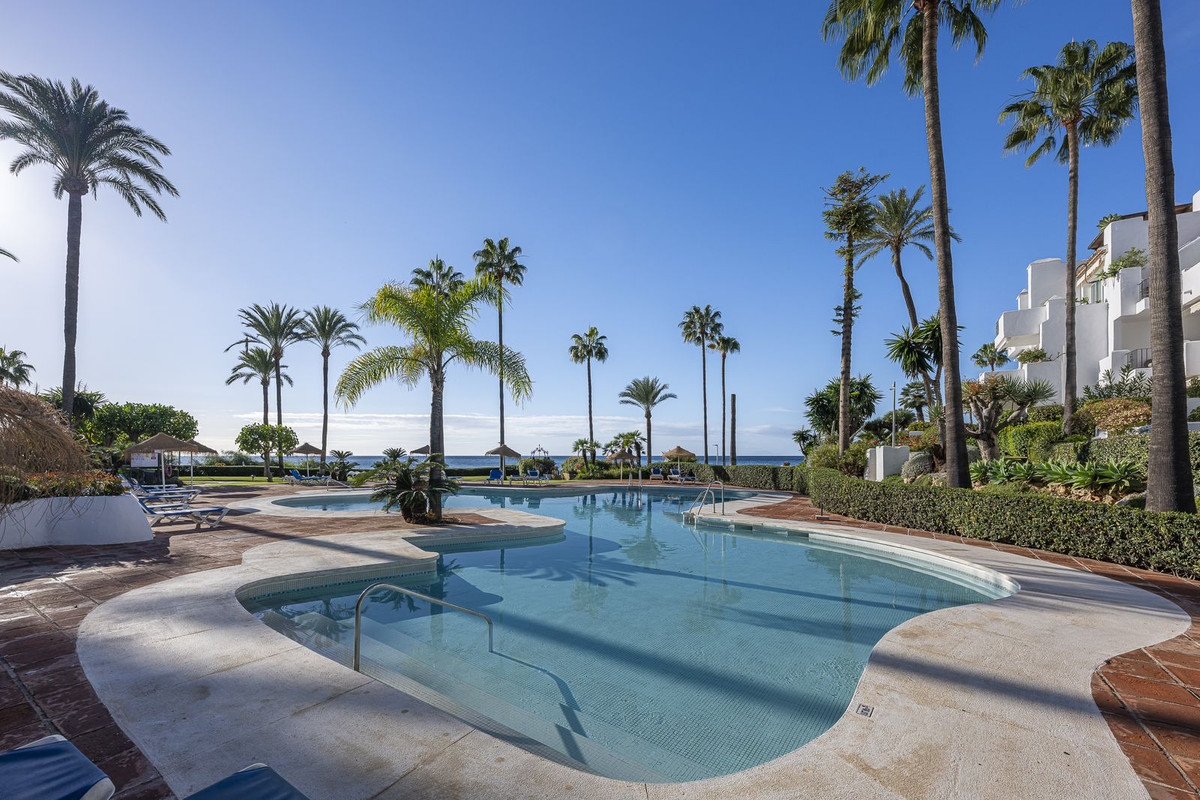 Appartement te koop in Estepona | 3 slaapkamers H5237518