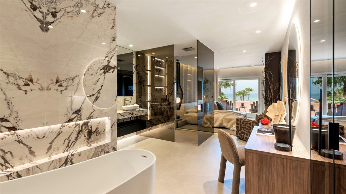 Appartement te koop in Estepona | 3 slaapkamers H5237518