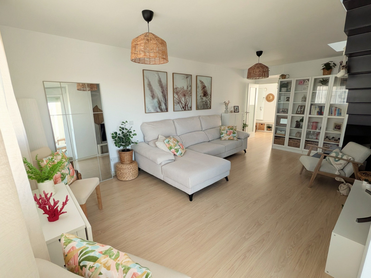 Penthouse te koop in Estepona | 3 slaapkamers H5242096