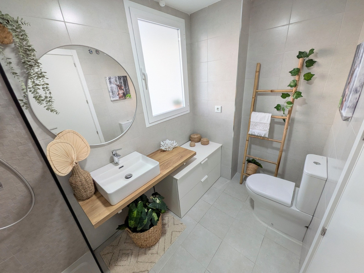 Penthouse te koop in Estepona | 3 slaapkamers H5242096