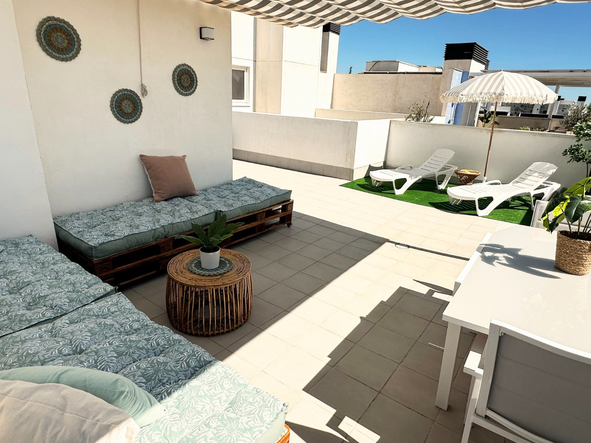 Penthouse te koop in Estepona | 3 slaapkamers H5242096