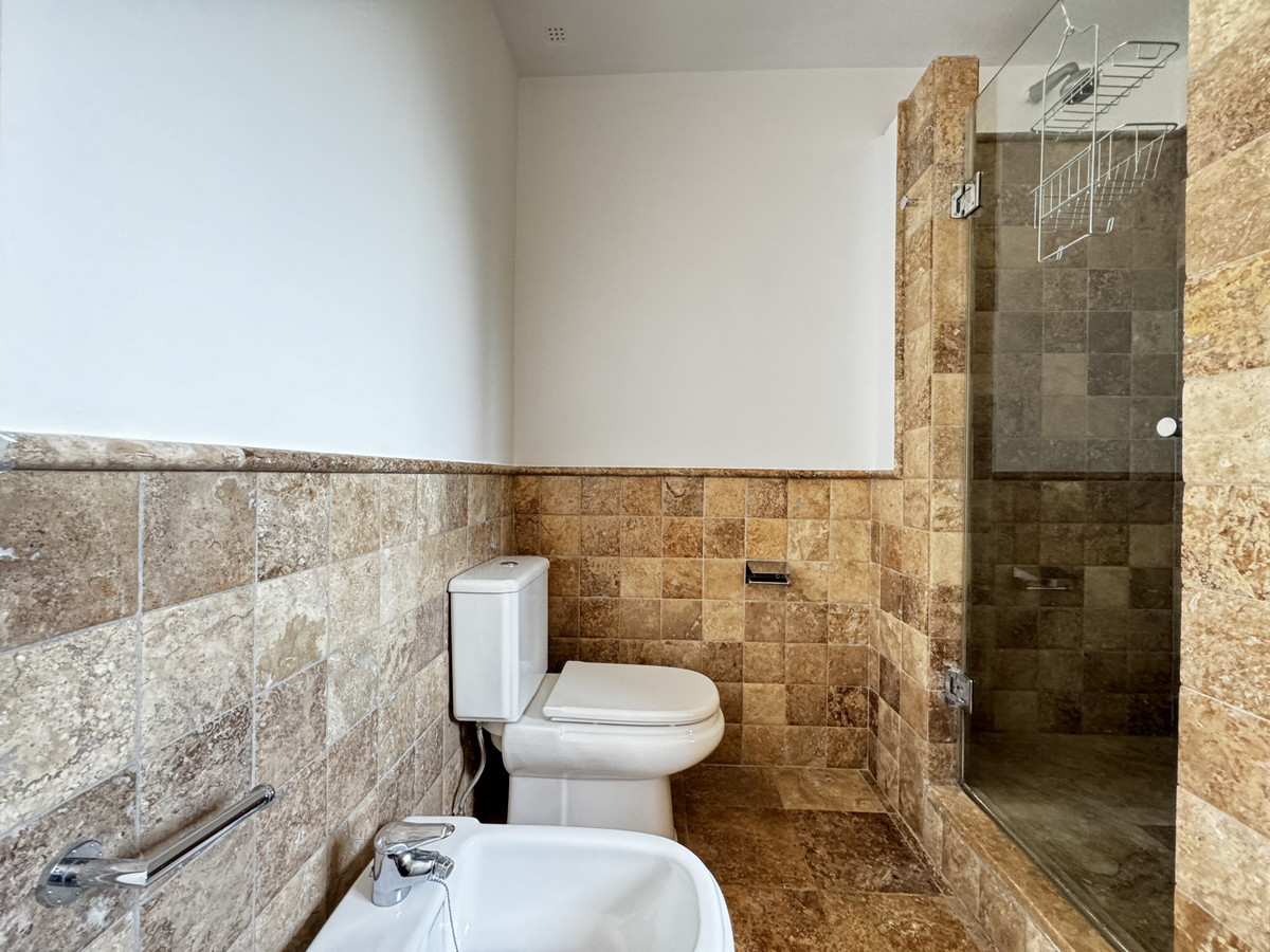 Appartement te koop in Estepona | 2 slaapkamers H5244364