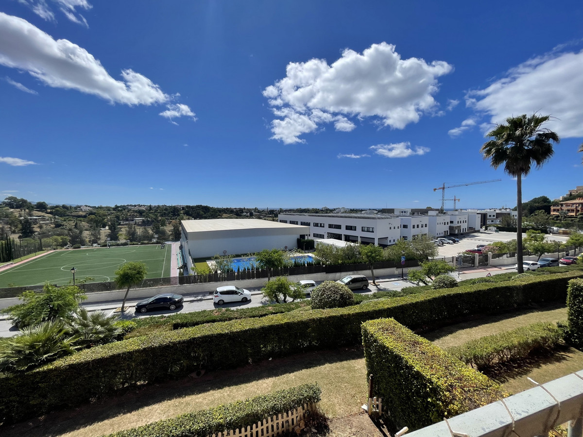 Appartement te koop in Estepona | 2 slaapkamers H5244364