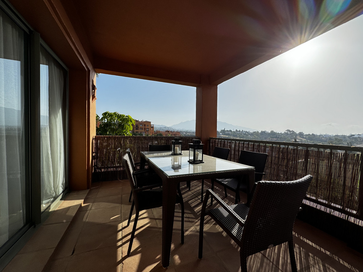 Appartement te koop in Estepona | 2 slaapkamers H5244364