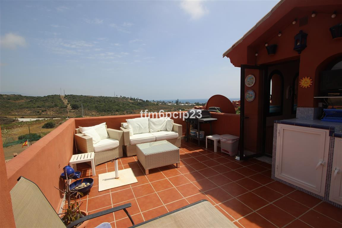 Appartement te koop in Estepona | 3 slaapkamers H5245606