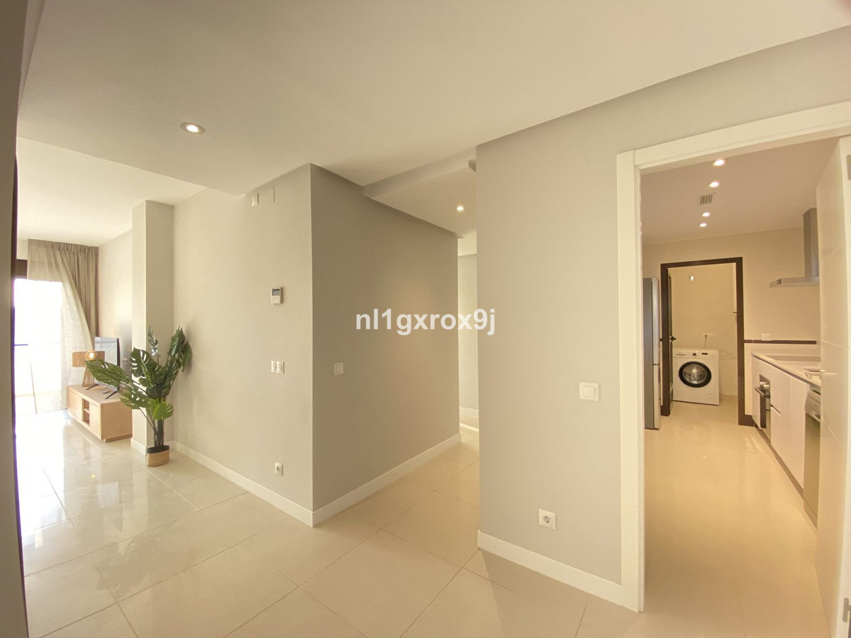 Appartement te koop in Estepona | 2 slaapkamers H5245687