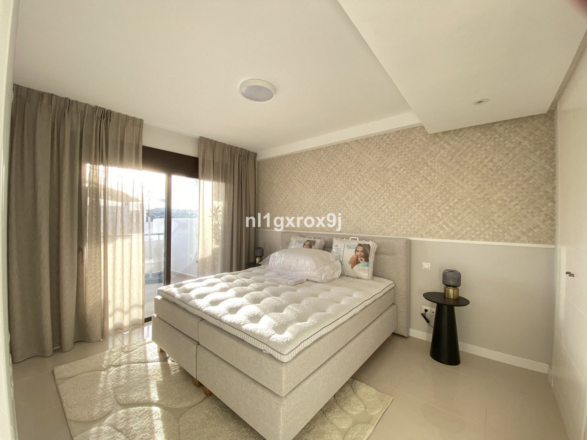 Appartement te koop in Estepona | 2 slaapkamers H5245687