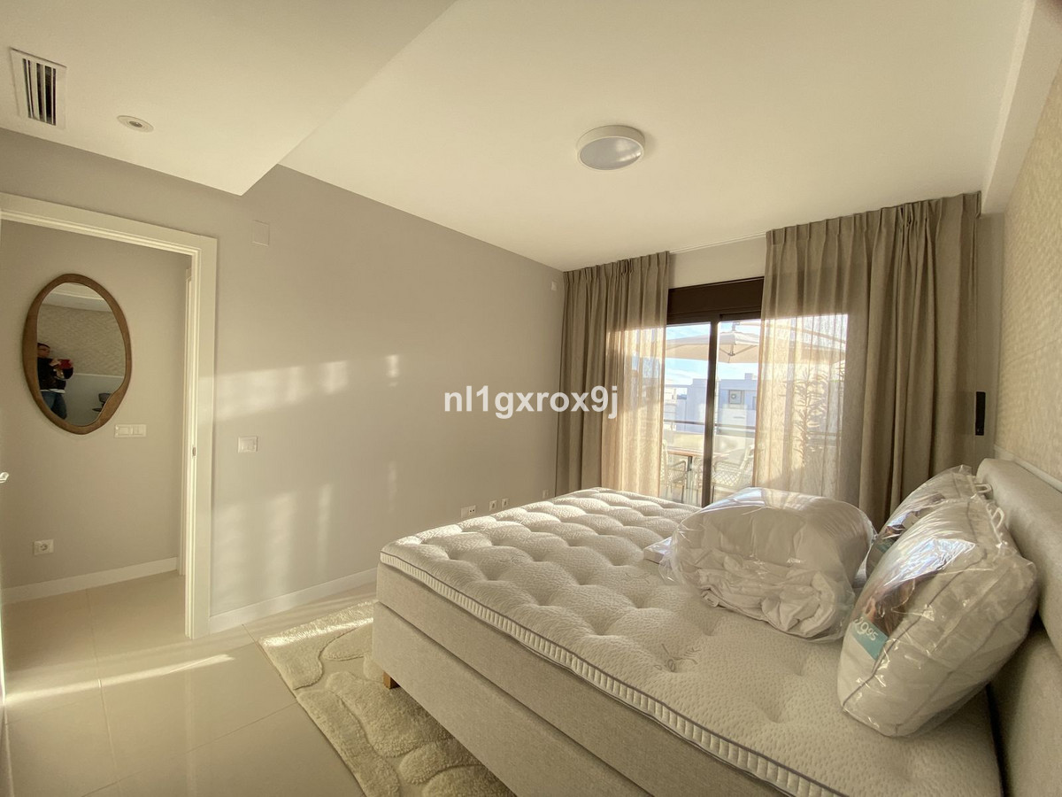 Appartement te koop in Estepona | 2 slaapkamers H5245687