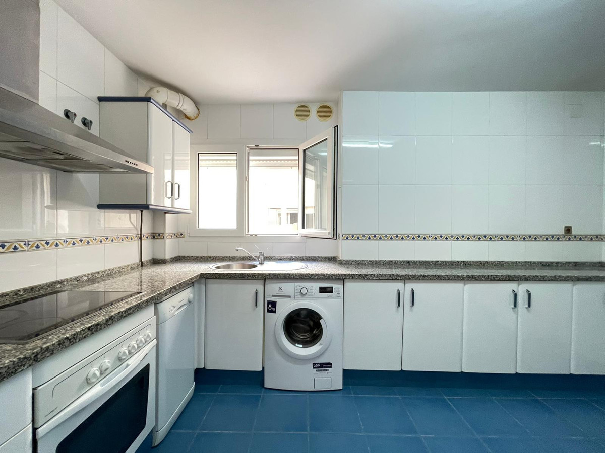 Appartement te koop in Estepona | 2 slaapkamers H5250973