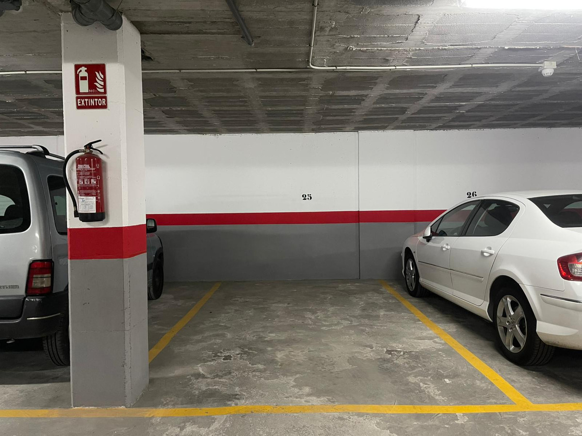 Appartement te koop in Estepona | 2 slaapkamers H5250973