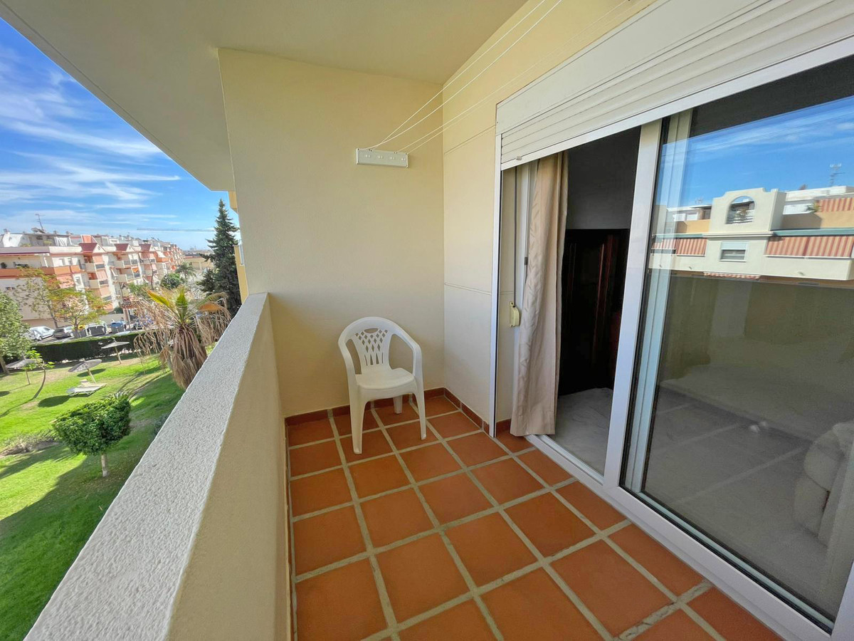 Appartement te koop in Estepona | 2 slaapkamers H5250973