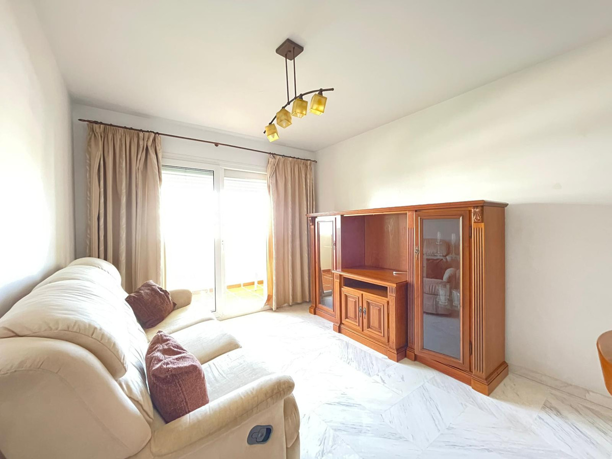 Appartement te koop in Estepona | 2 slaapkamers H5250973