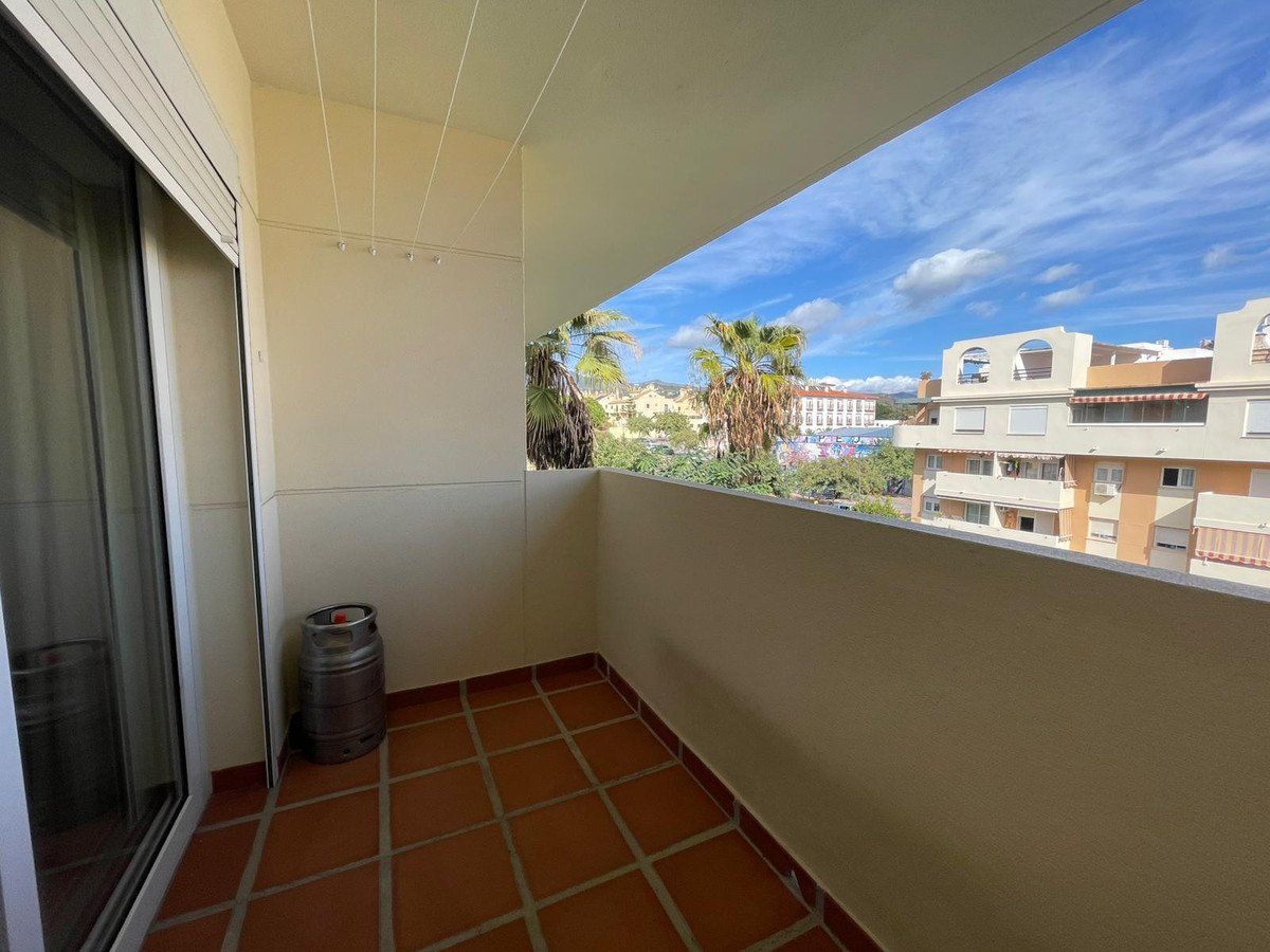 Appartement te koop in Estepona | 2 slaapkamers H5250973