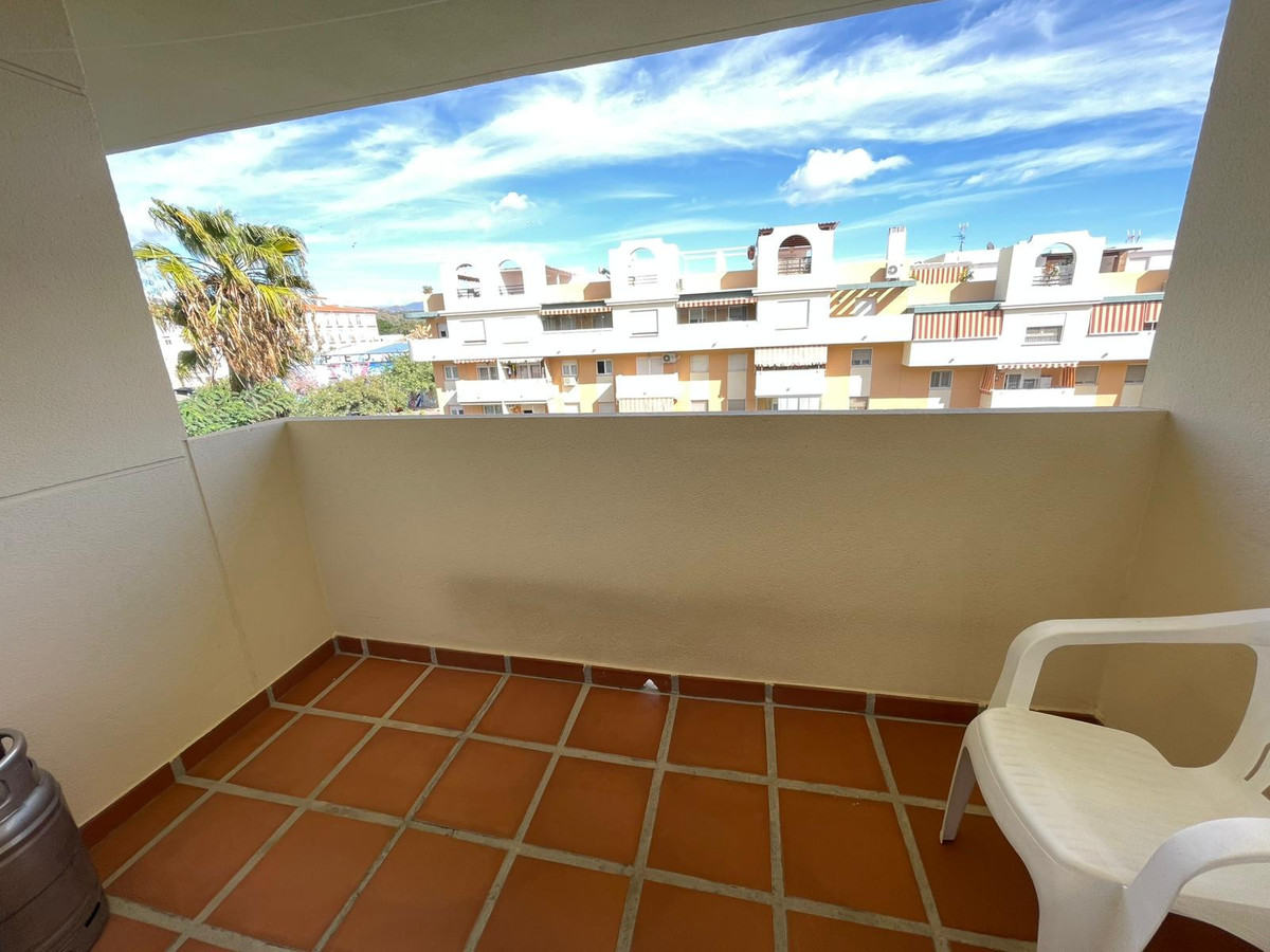 Appartement te koop in Estepona | 2 slaapkamers H5250973