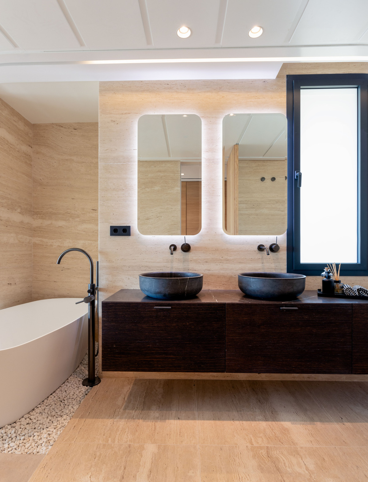 Property main view 33