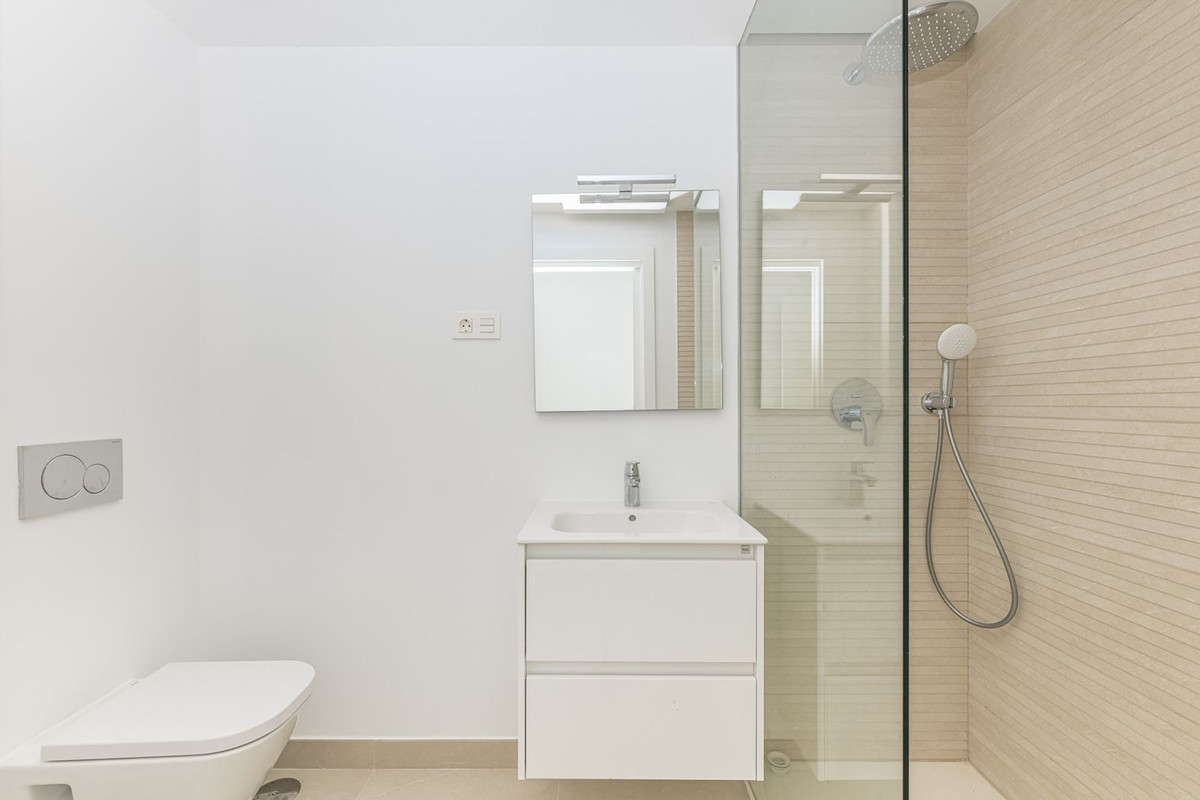 Appartement te koop in Estepona | 2 slaapkamers H5252146