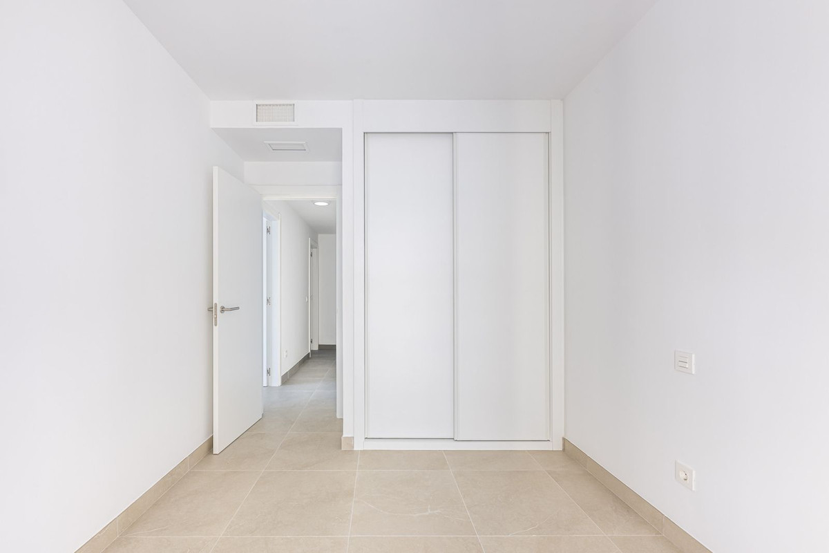 Appartement te koop in Estepona | 2 slaapkamers H5252146