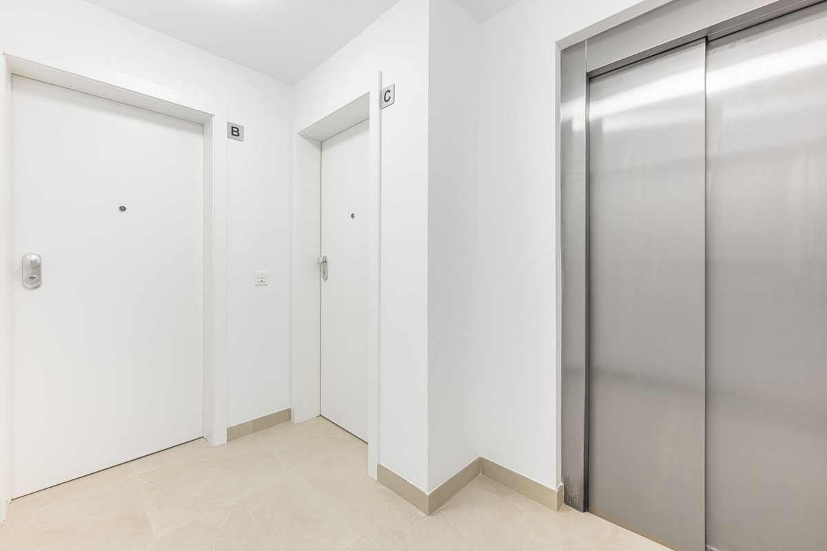 Appartement te koop in Estepona | 2 slaapkamers H5252146