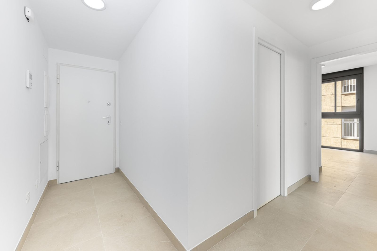 Appartement te koop in Estepona | 2 slaapkamers H5252146