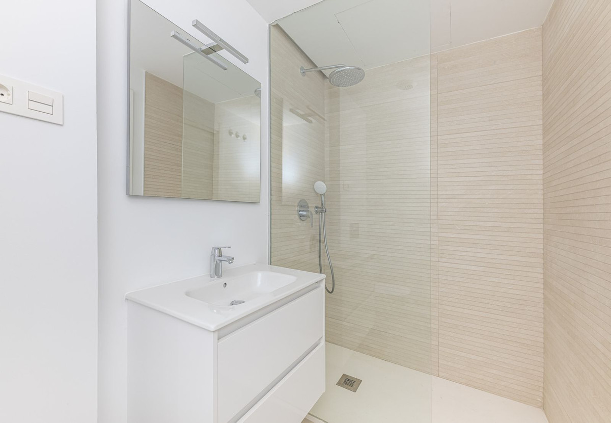 Appartement te koop in Estepona | 2 slaapkamers H5252146