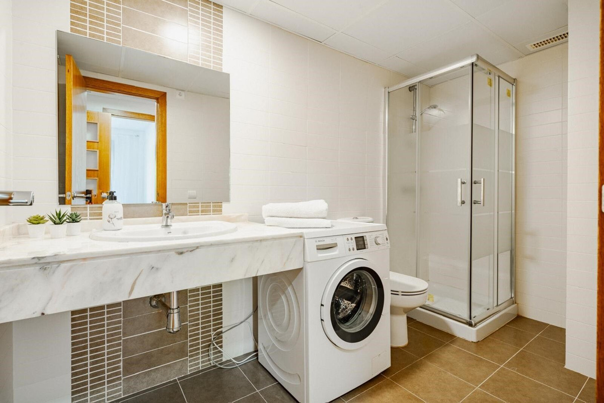 Appartement te koop in Estepona | 2 slaapkamers H5255392