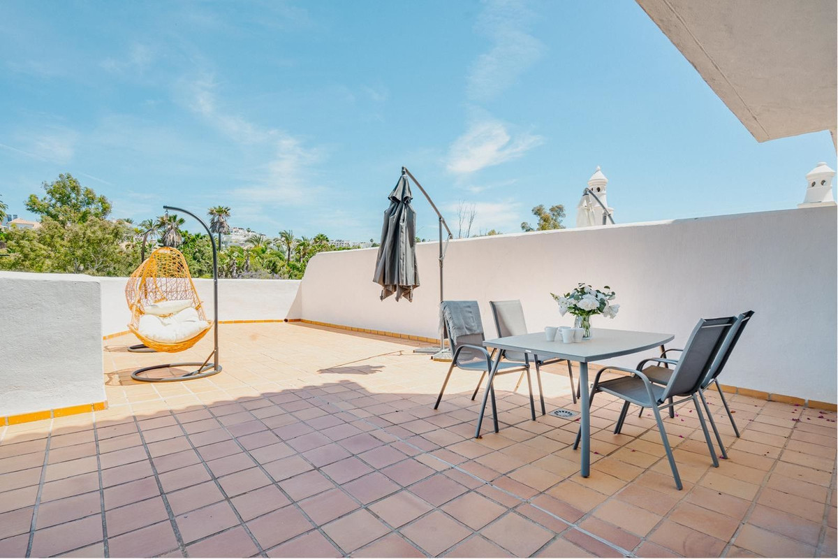 Appartement te koop in Estepona | 2 slaapkamers H5255392