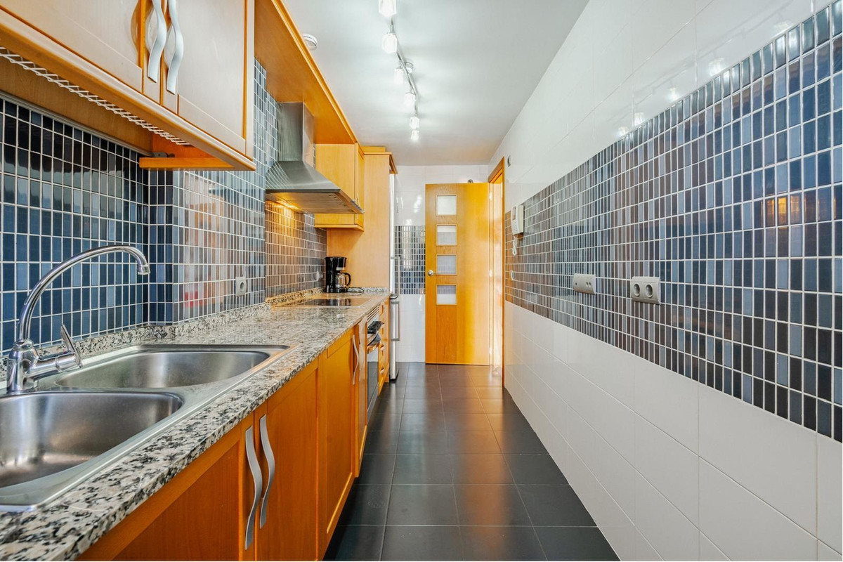 Appartement te koop in Estepona | 2 slaapkamers H5255392