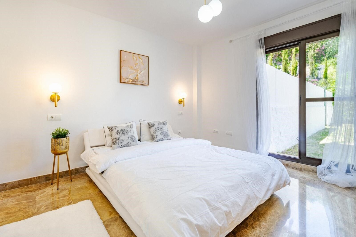 Appartement te koop in Estepona | 2 slaapkamers H5255392