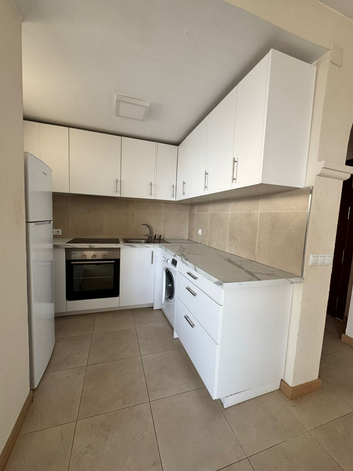 Appartement te koop in Estepona | 2 slaapkamers H5255629