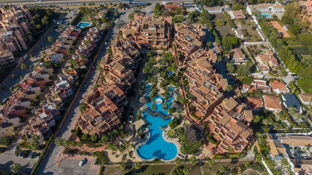 Penthouse te koop in Estepona | 1 slaapkamers H5255689