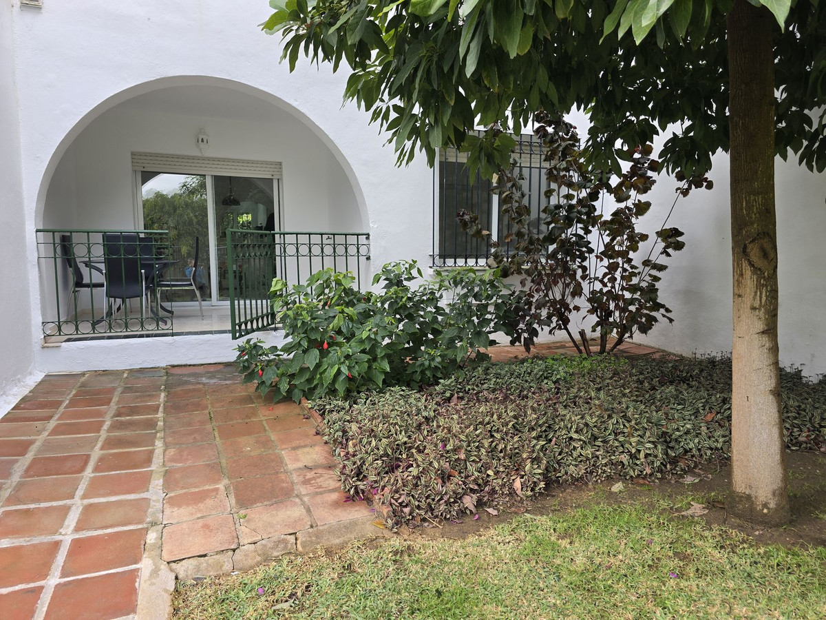 Appartement te koop in Estepona | 2 slaapkamers H5256355
