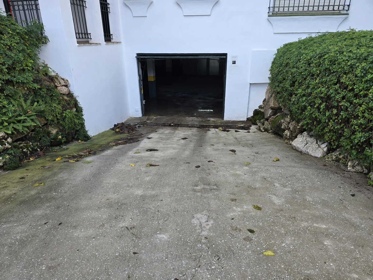 Appartement te koop in Estepona | 2 slaapkamers H5256355