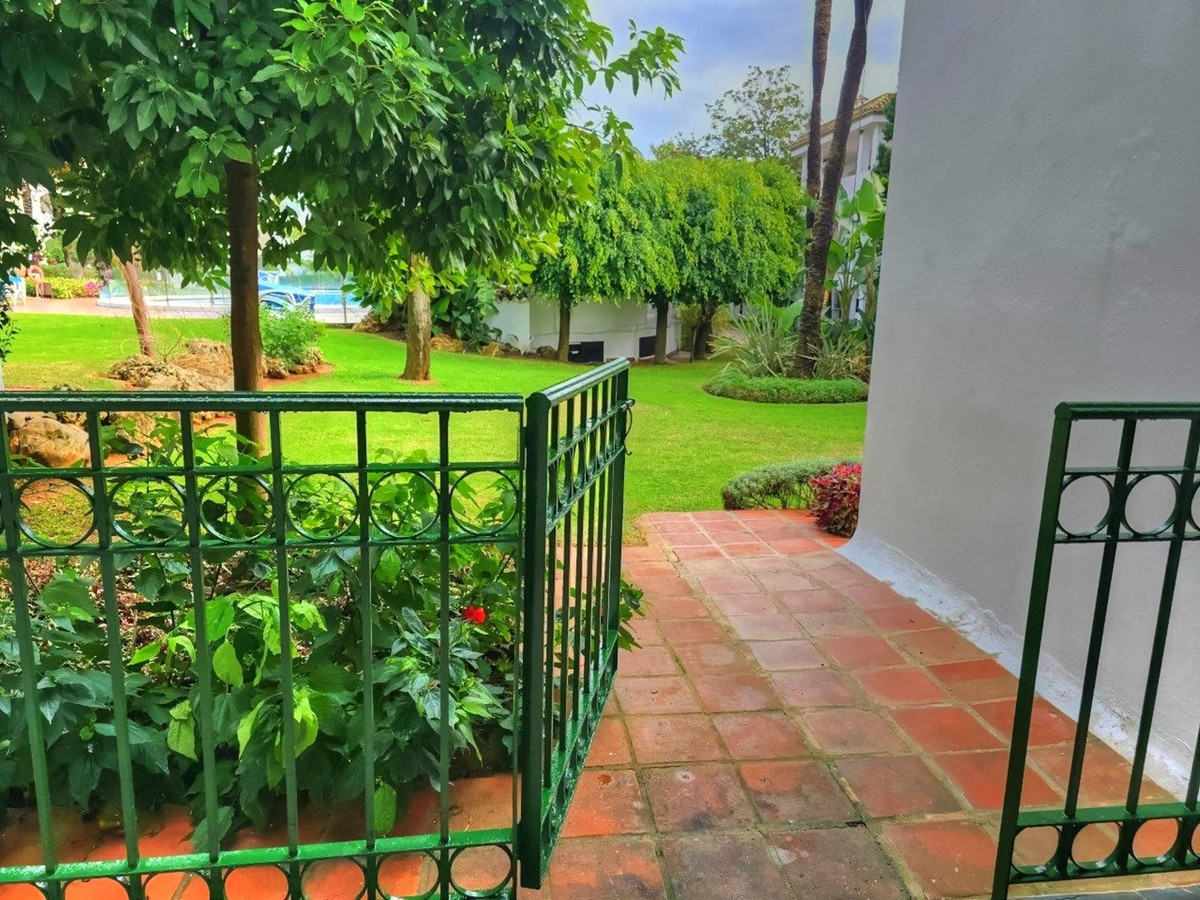 Appartement te koop in Estepona | 2 slaapkamers H5256355